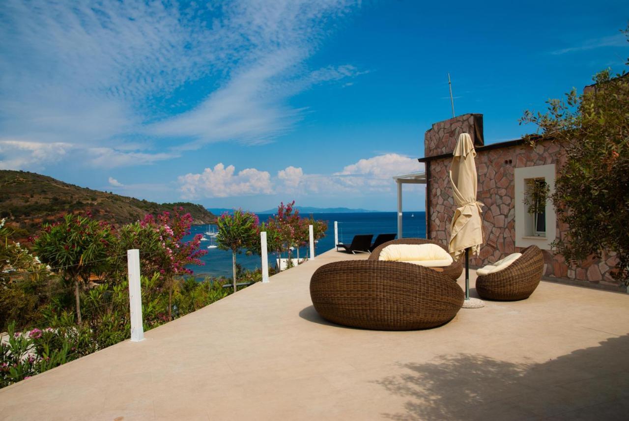 Resort Capo Bianco Porto Azzurro Exterior foto